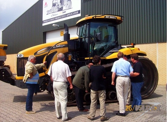 BULGARIEN FARMERS VISITED AGCO CHALLENGER IN NETHERLAND, MAY 2009